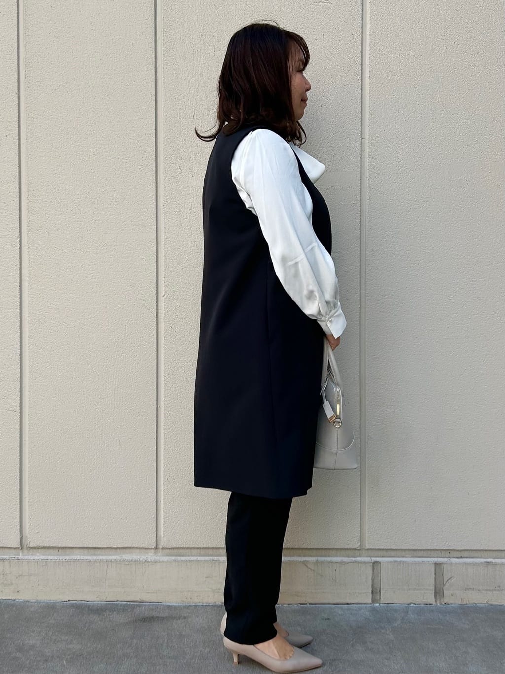 naomiさんの「OPAQUE.CLIP｜◆《通勤/セットアップ対応》ロングジレ/ダブルクロス【洗濯機洗い可】」を使ったコーディネート