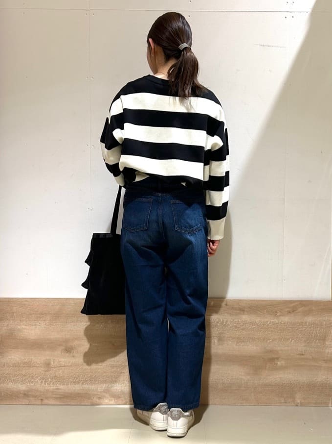 花さんの「SHOO･LA･RUE｜◆【S-LL/洗える】スウェットライク オーバーサイズニット」を使ったコーディネート