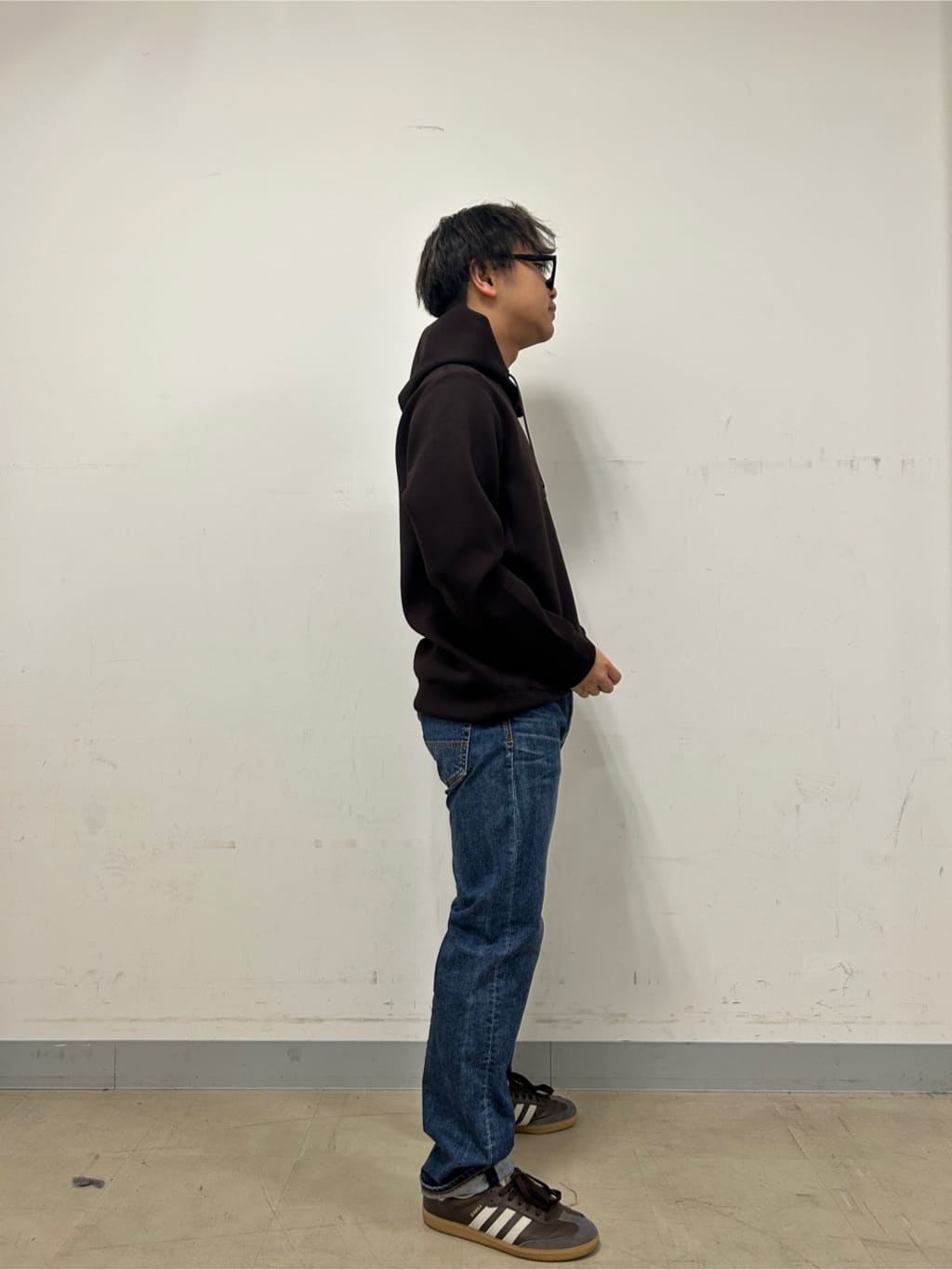 Hiroさんの「TAKEO KIKUCHI｜【モンスターストレッチ】日本製 ウォッシュド デニムパンツ」を使ったコーディネート