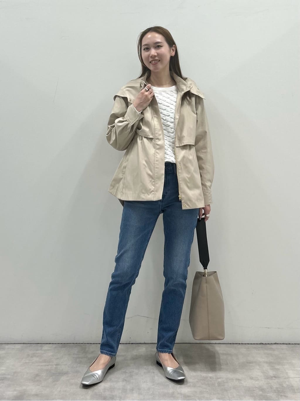 mitsukiさんの「INDIVI｜【通年活躍！褒められデニム】スキニー デニムパンツ」を使ったコーディネート