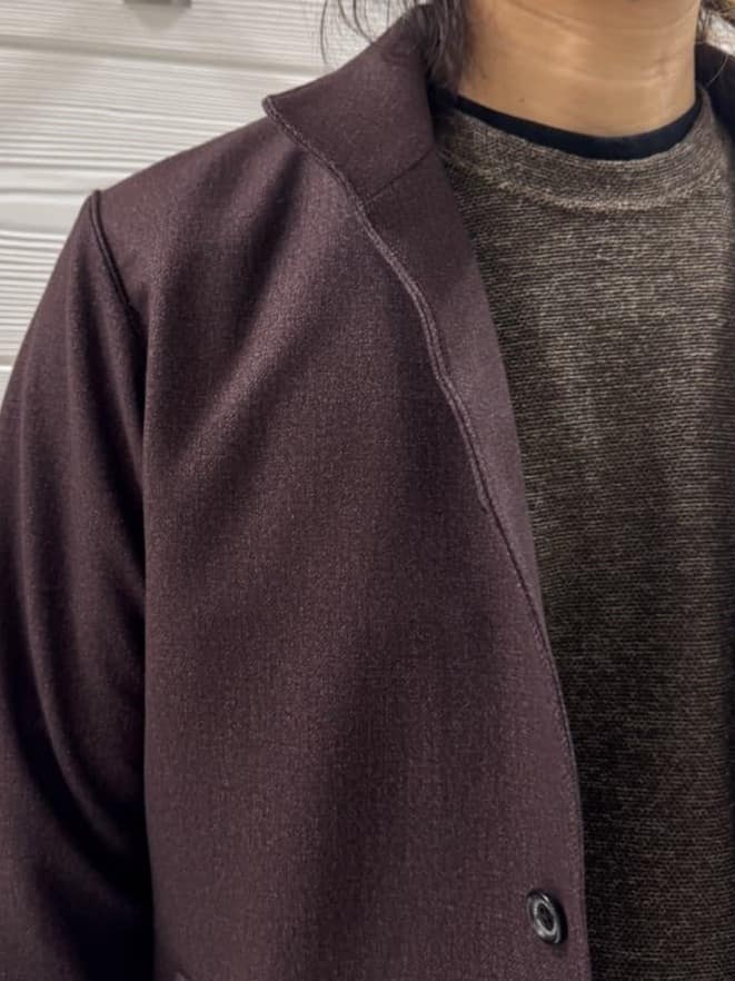 井出恭輔さんの「TAKEO KIKUCHI｜【DOWN FABRIC】ダウンファブリック スタンドカラーブルゾン」を使ったコーディネート
