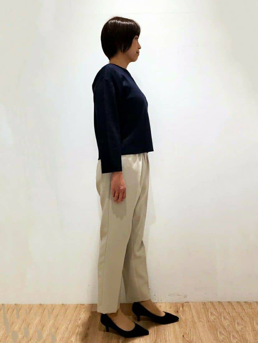 SHIMAKOさんの「OPAQUE.CLIP｜◆《SS-LLsize》美脚ストレッチイージーテーパードパンツ【洗濯機洗い可】」を使ったコーディネート