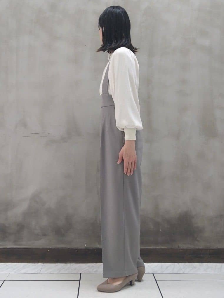 shioさんの「grove｜◆サテンコンビボリュームスリーブニット」を使ったコーディネート