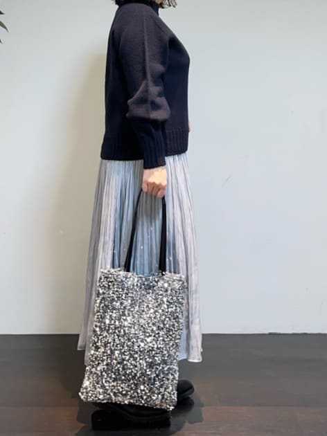 Asamiさんの「UNTITLED｜トリプルワントップペンダント」を使ったコーディネート