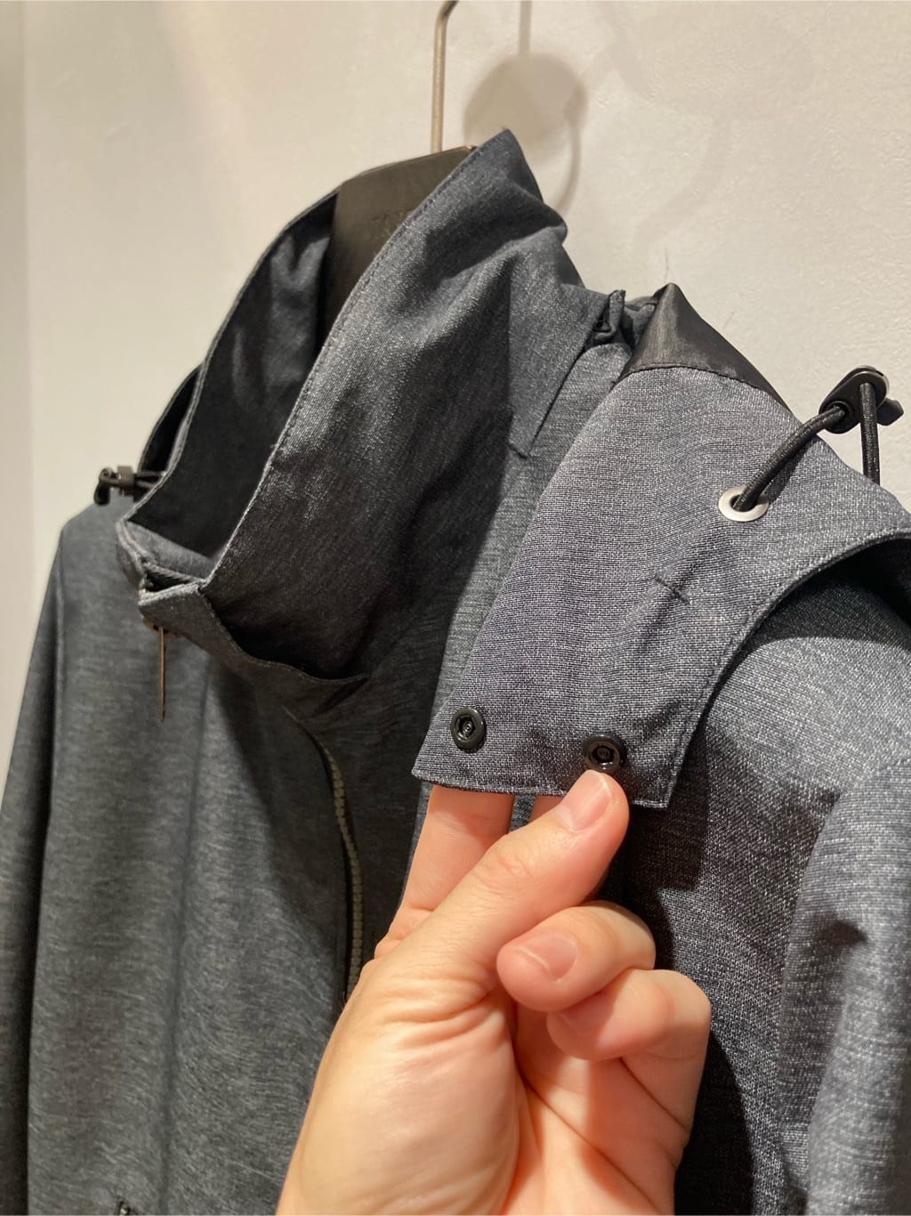 シュンさんの「TAKEO KIKUCHI｜【Made in JAPAN】播州織 ストレッチ パンツ」を使ったコーディネート