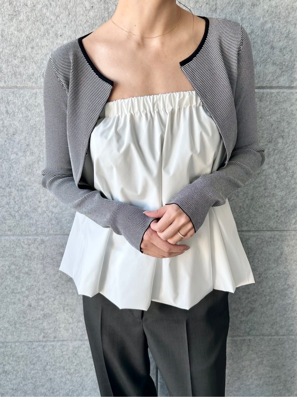 harunaさんの「CODE A｜【Re】stretch hook cardigan」を使ったコーディネート
