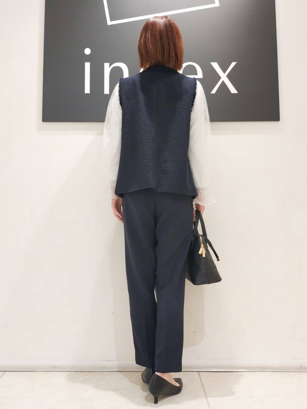 n.さんの「index｜◆《美人百花掲載》ポケット付きツイードジレ／通勤対応【洗える】」を使ったコーディネート