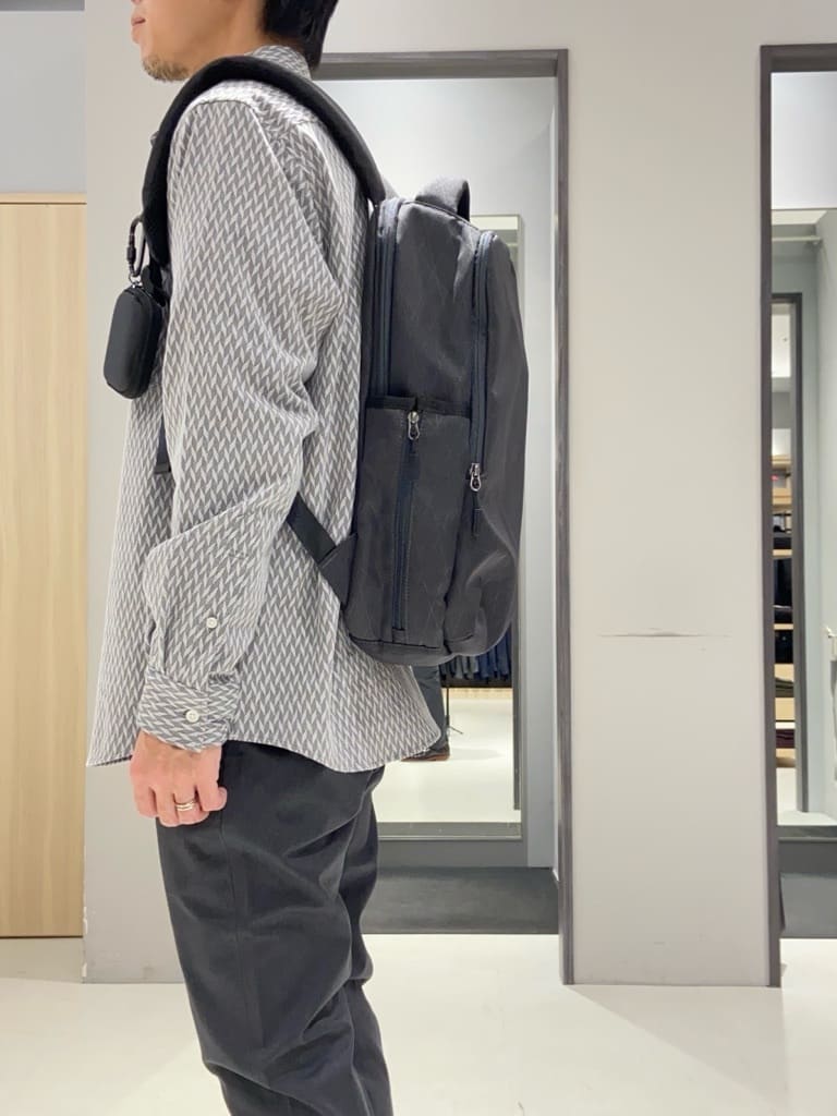 わいずみさんの「TAKEO KIKUCHI｜【全7サイズ&times;8色展開！】トップマルチヘリンボン パンツ」を使ったコーディネート