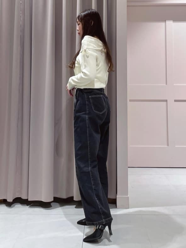 maiさんの「ESPERANZA｜グロメットバックストラップパンプス」を使ったコーディネート