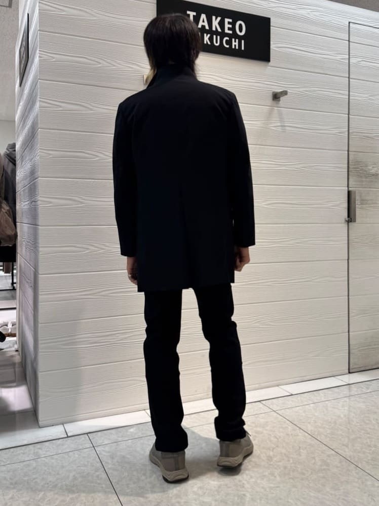 井出恭輔さんの「TAKEO KIKUCHI｜【Sサイズ～】ストレッチ デニム パンツ」を使ったコーディネート