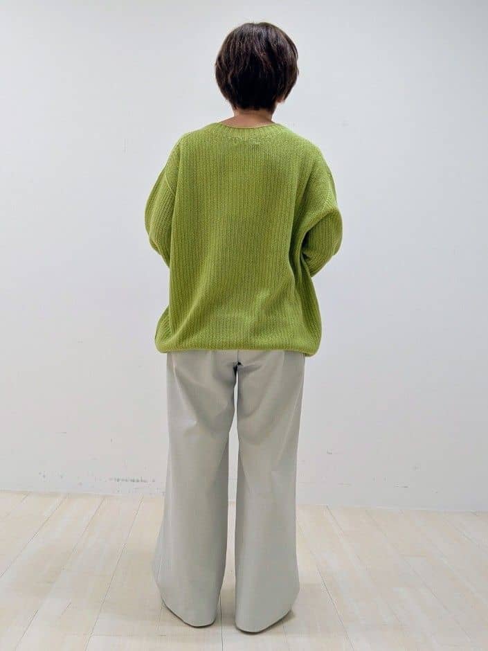 nishiさんの「Reflect｜◆【夏SALE／手洗い可／ホールガーメント（R）】ゆるシルエットニット」を使ったコーディネート