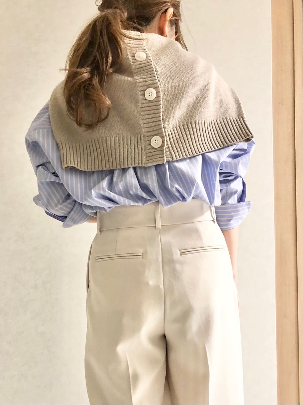 sayuさんの「UNTITLED｜◆ベルト付き2タックパンツ」を使ったコーディネート