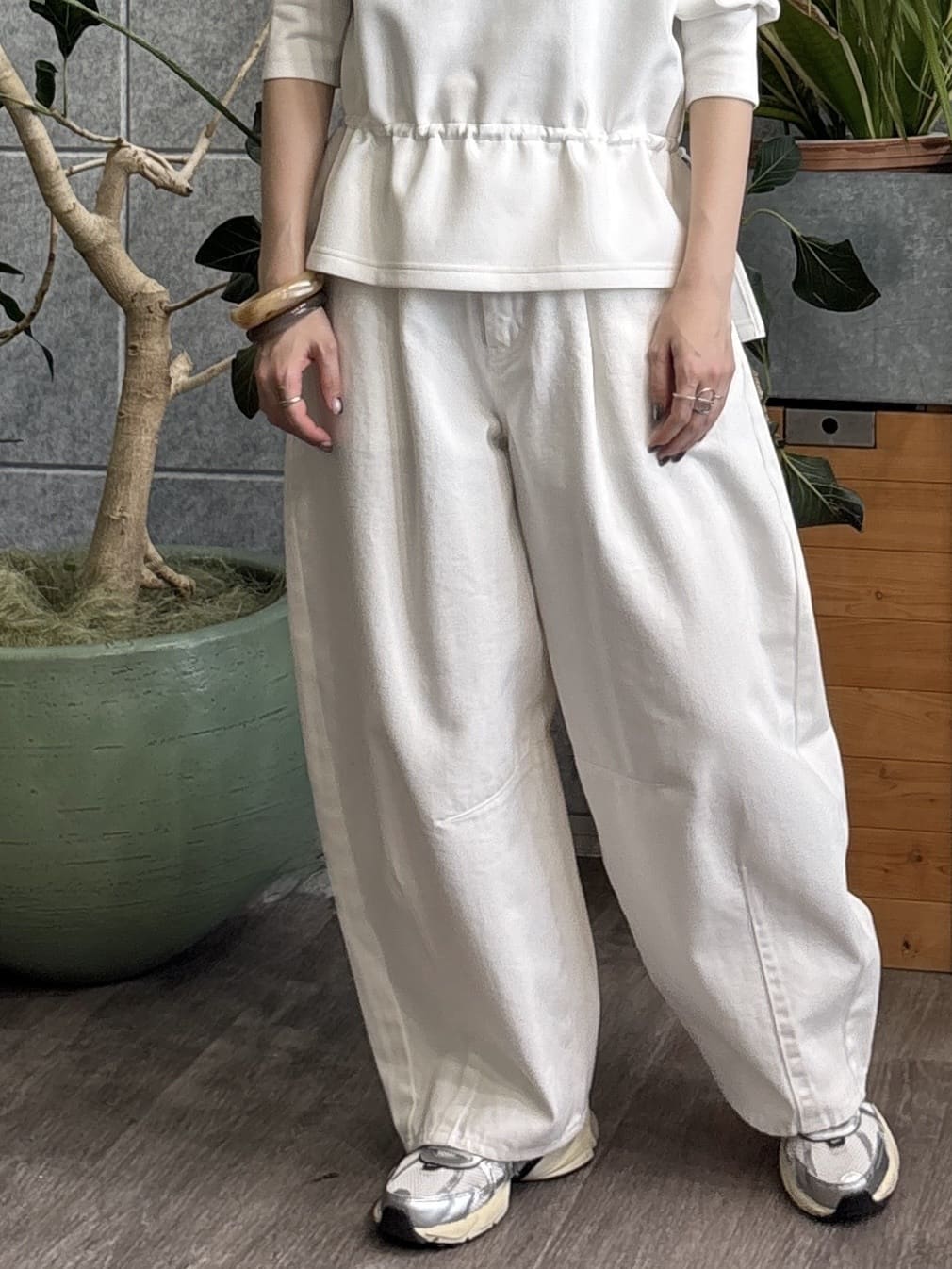 kotakiさんの「INDIVI｜◆スピンドルボンディングトップス」を使ったコーディネート