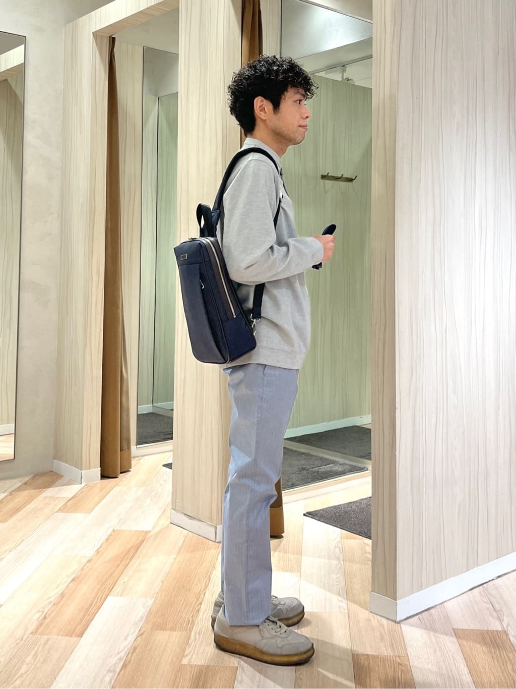 URAさんの「TAKEO KIKUCHI｜【全7サイズ&times;8色展開！】トップマルチヘリンボン パンツ」を使ったコーディネート