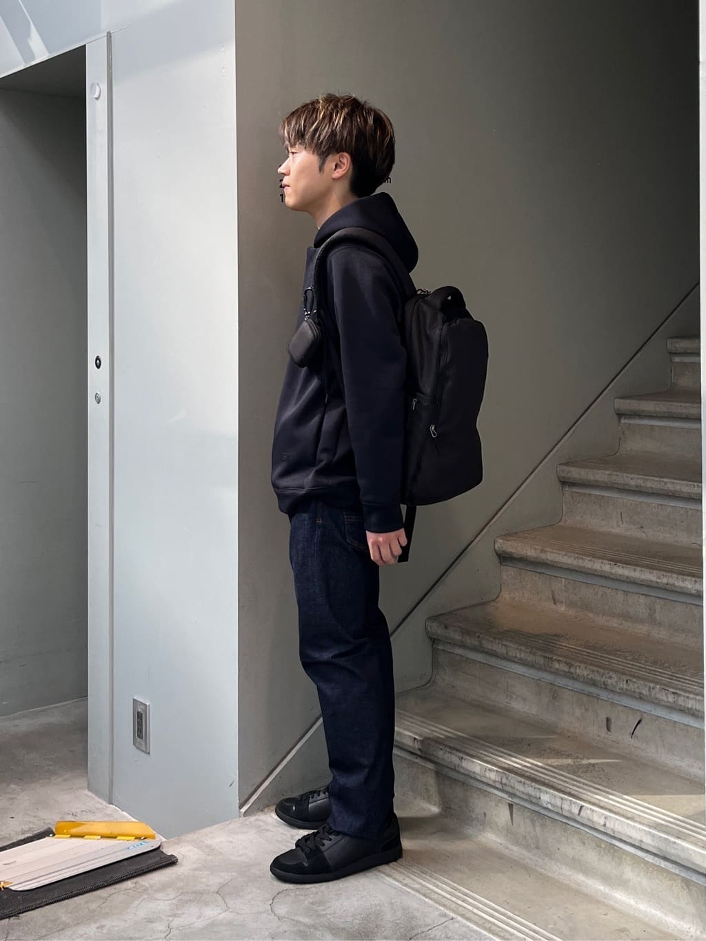 Namikiさんの「TAKEO KIKUCHI｜【モンスターストレッチ】日本製 ワンウォッシュ デニムパンツ」を使ったコーディネート