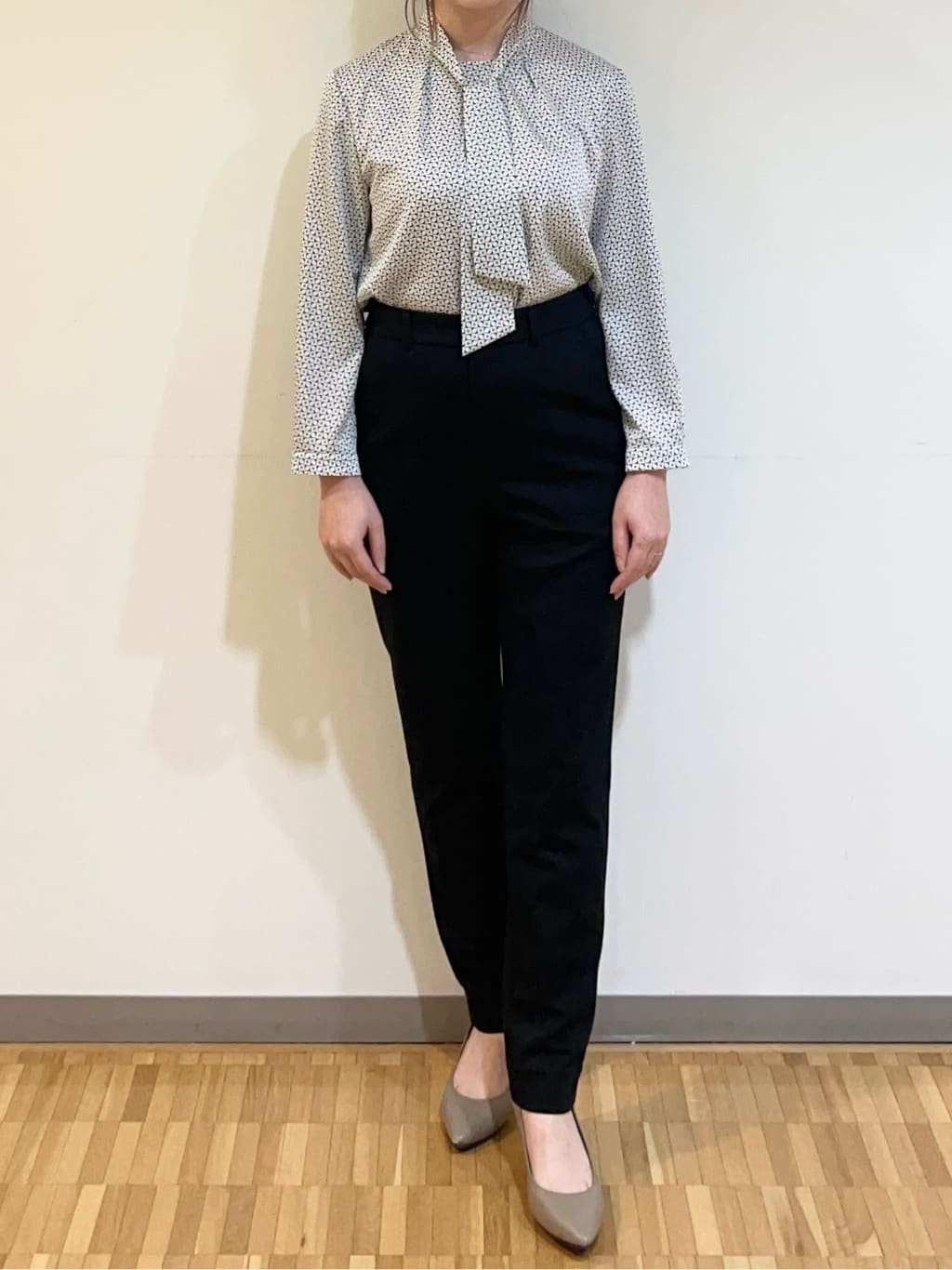 フナキさんの「UNTITLED｜【日本製・本革】Comfit Dresser Pumps（コンフィットドレッサーパンプス）」を使ったコーディネート