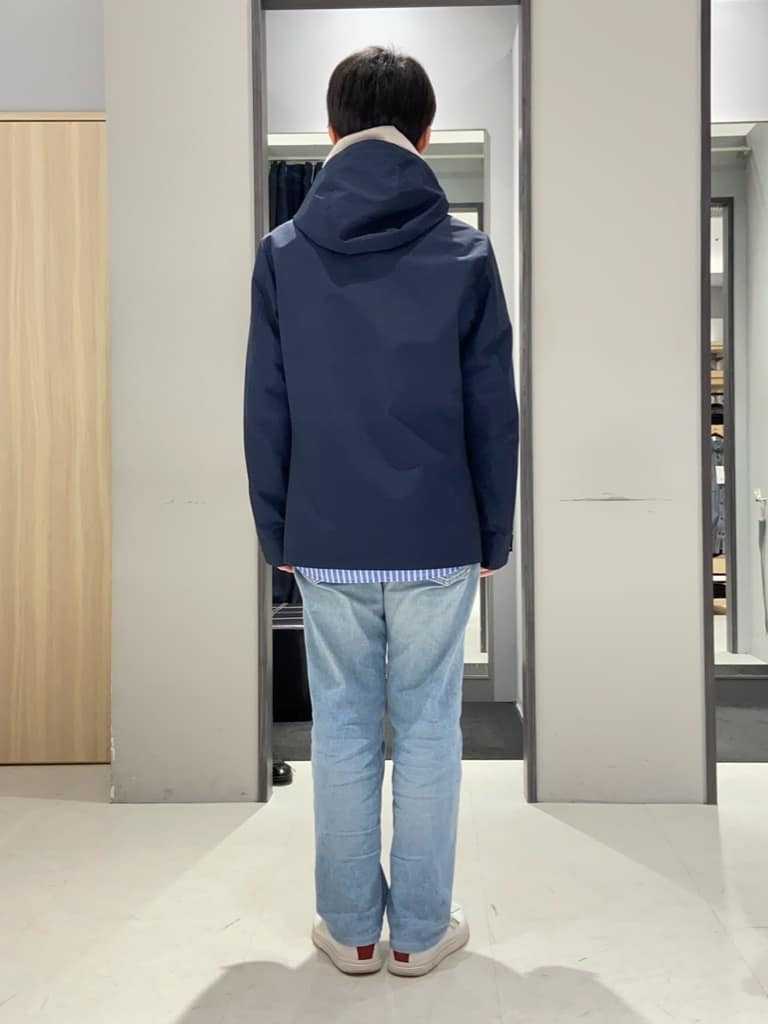 わいずみさんの「TAKEO KIKUCHI｜アンティーク調レザー 2つ折り財布」を使ったコーディネート