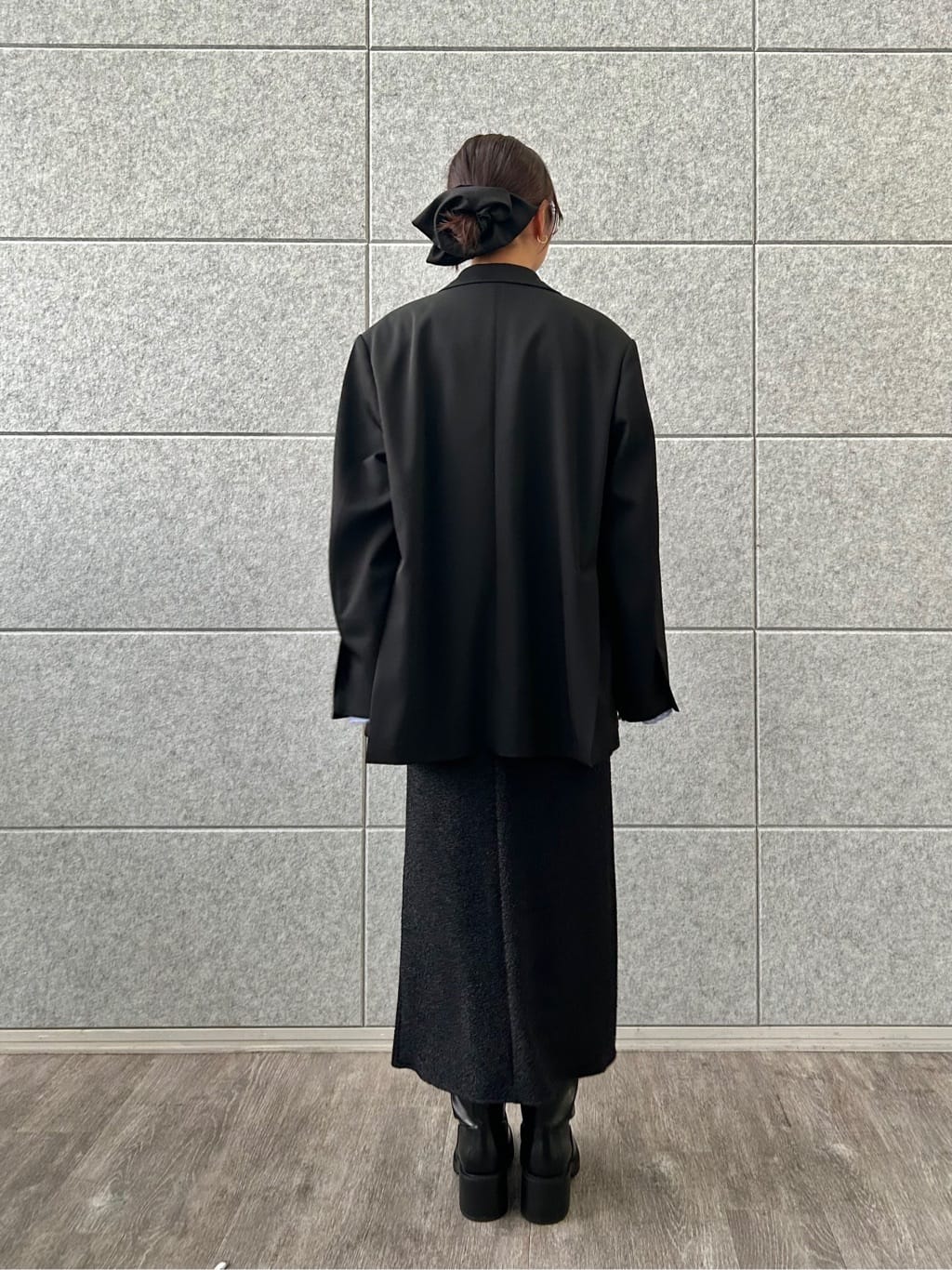 harunaさんの「CODE A｜lame skirt」を使ったコーディネート