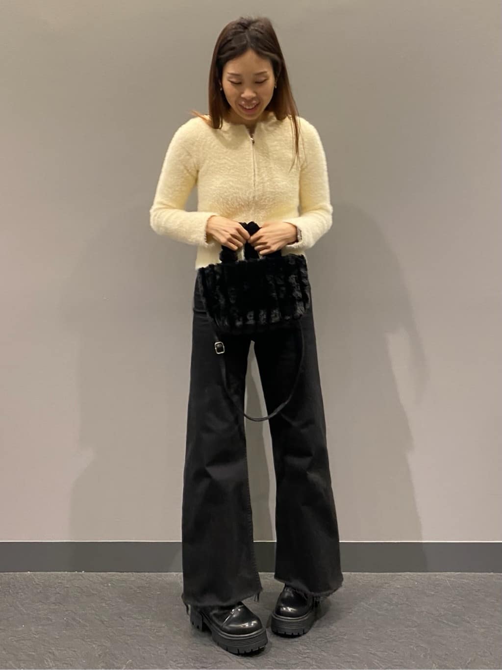 hiraさんの「ESPERANZA｜厚底センタージップブーツ」を使ったコーディネート