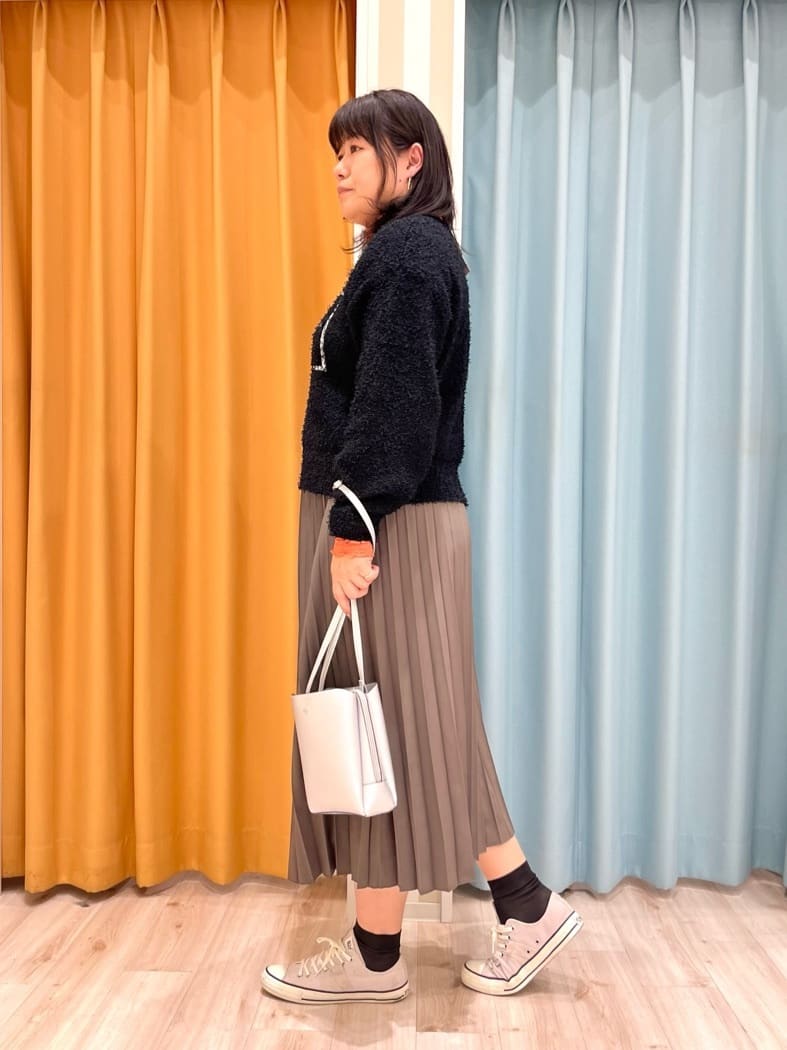 TUMU-TUMUさんの「SHOO･LA･RUE｜◆【軽量】ふわっと軽い 3層ショルダーバッグ」を使ったコーディネート