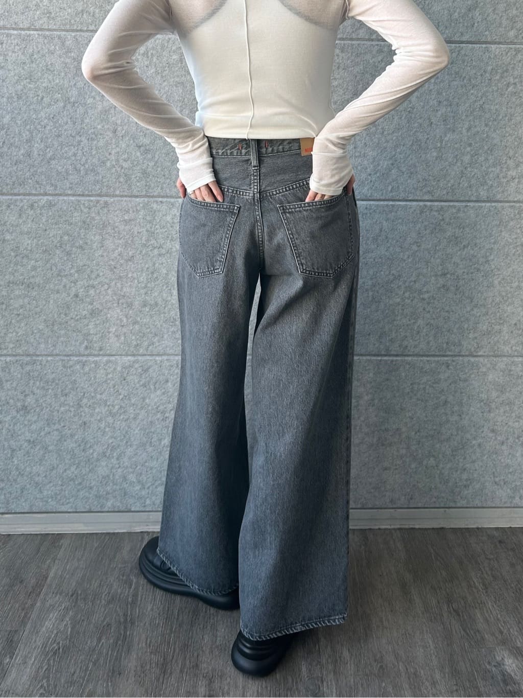 honoka Aさんの「CODE A｜【Cup-in】design cut tank」を使ったコーディネート