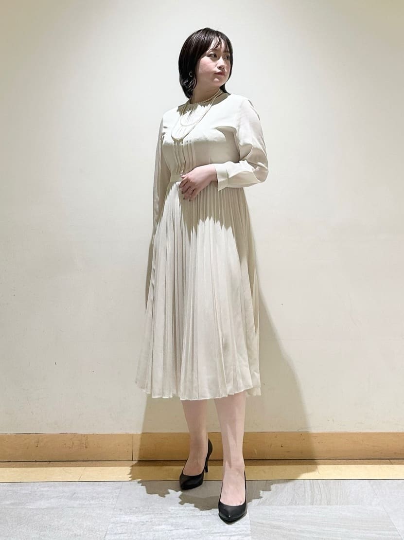 Ryoさんの「INDIVI｜【マルチWAY】3点セットパール調ネックレス」を使ったコーディネート