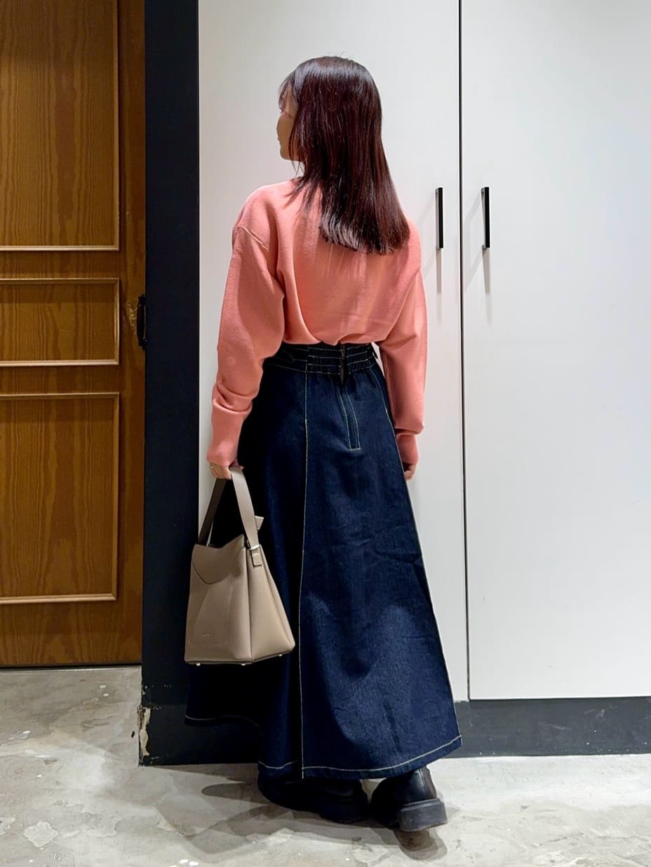 cherryさんの「THE SHOP TK｜◆【毛玉になりにくい/蓄熱性】春色_美人ガーターニット/洗える/体形カバー」を使ったコーディネート