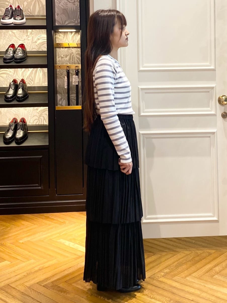 c.wさんの「DRESSTERIOR｜」を使ったコーディネート