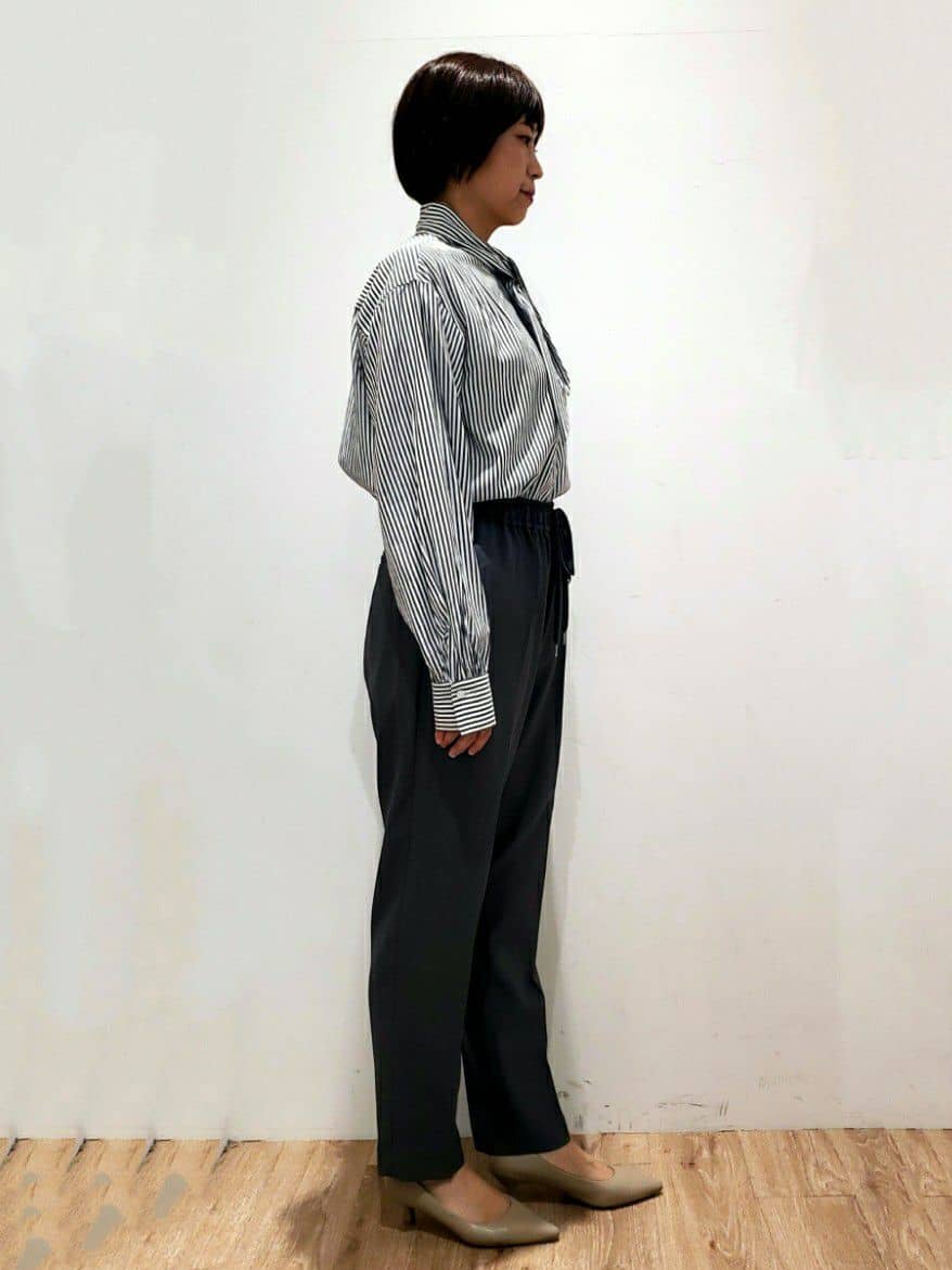 SHIMAKOさんの「OPAQUE.CLIP｜《通勤／セットアップ対応》Vネックジャケット／ダブルクロス【洗濯機洗い可】」を使ったコーディネート