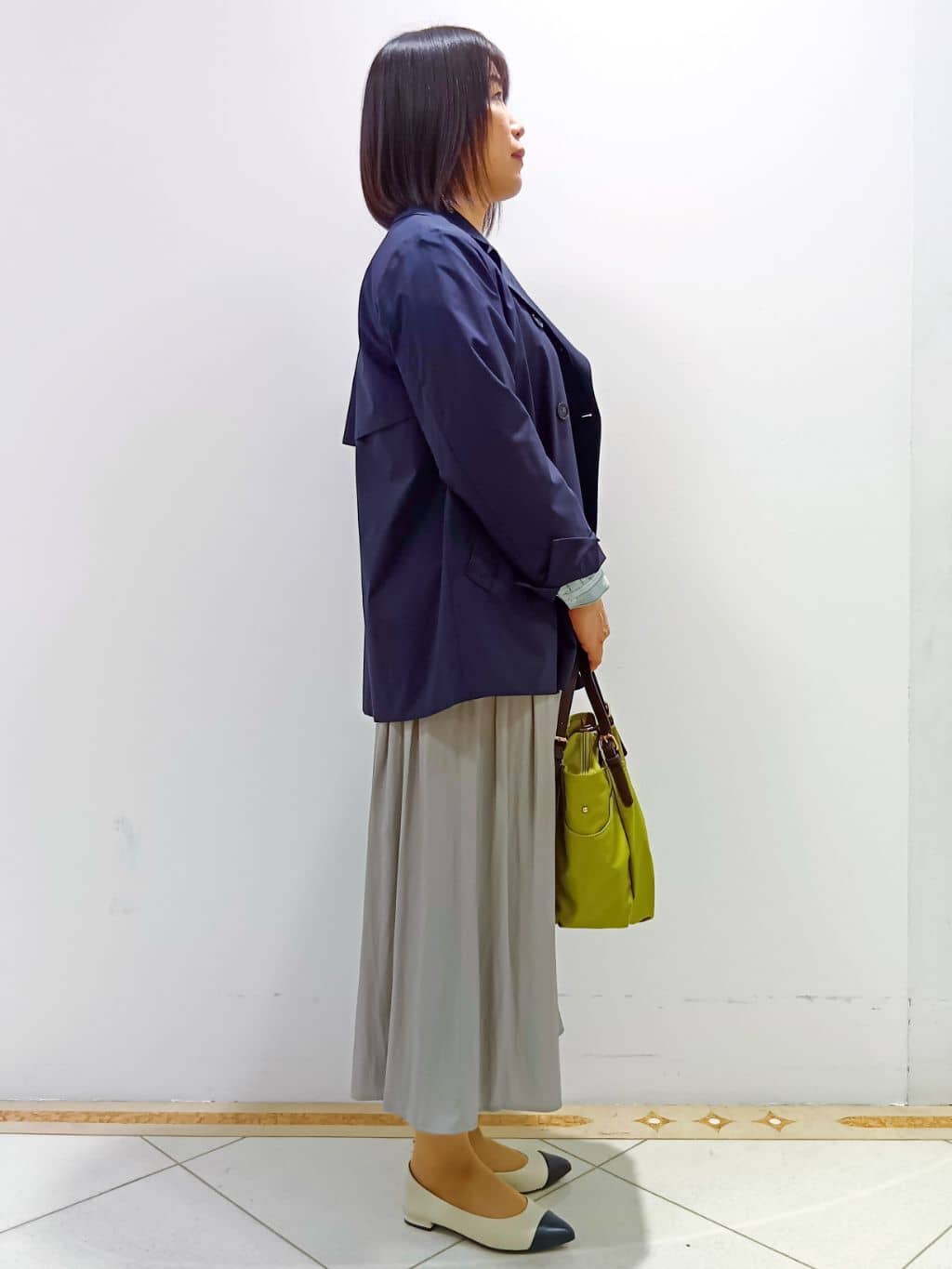 tomoさんの「Reflect｜◆【手洗い可／撥水】ライティミドル丈コート」を使ったコーディネート
