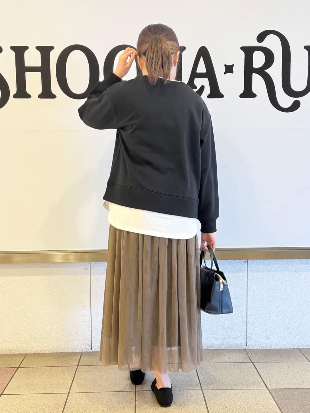 ＮＡＹＵ☺︎さんの「SHOO･LA･RUE｜◆【洗える/S-LL】着るだけ簡単こなれ感 裏起毛レイヤード風スウェット【SHOO WARM】」を使ったコーディネート
