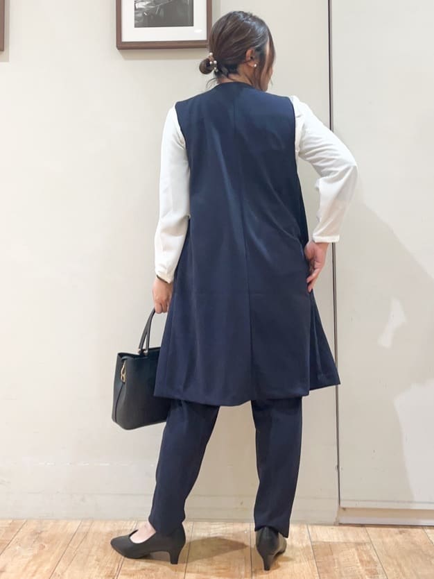 harusakuさんの「SHOO･LA･RUE｜◆【洗える/S-3L/セットアップ可】セレモニーや通勤にも カットジョーゼット ジレ」を使ったコーディネート