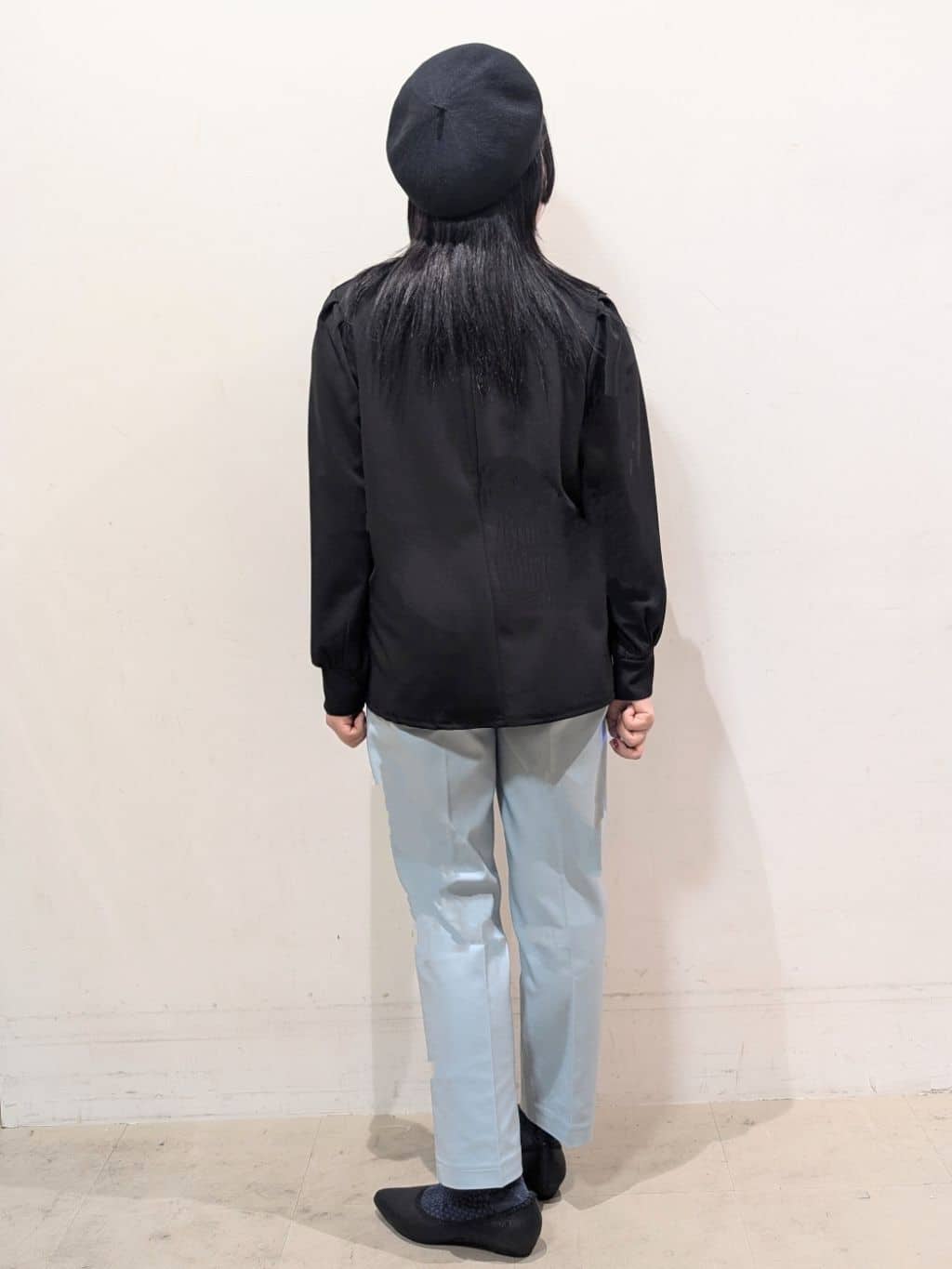 たぼく。さんの「SHOO･LA･RUE｜◆【高レビュー/洗える/美脚シルエット】ソフトスティックパンツ」を使ったコーディネート