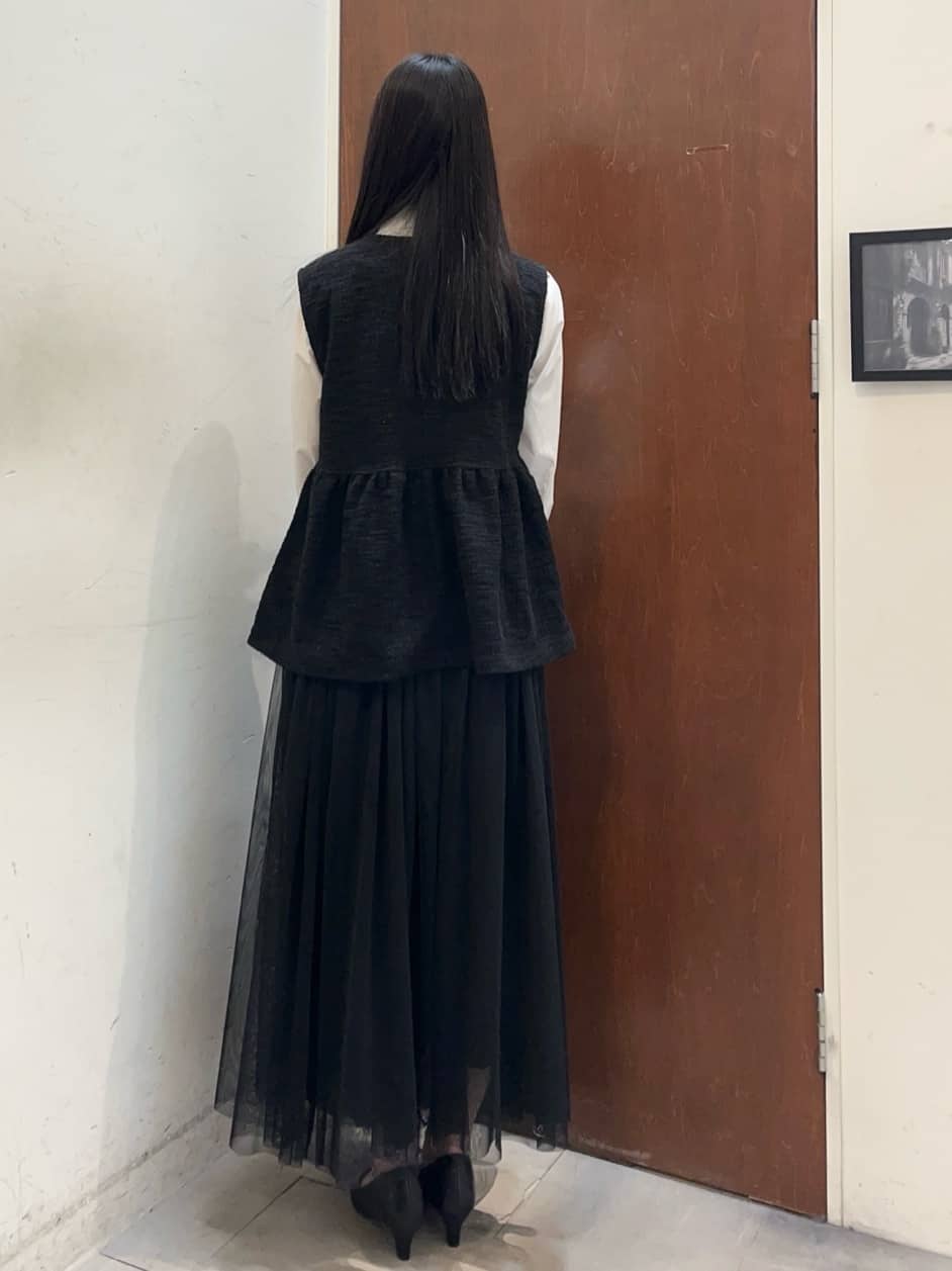 ふーちゃんさんの「SHOO･LA･RUE｜◆【セレモニーからデイリーまで】女性らしさあふれる チュールスカート」を使ったコーディネート