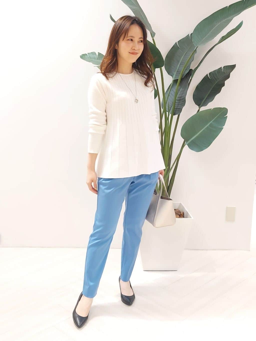YuKaRiさんの「UNTITLED｜トリプルワントップペンダント」を使ったコーディネート