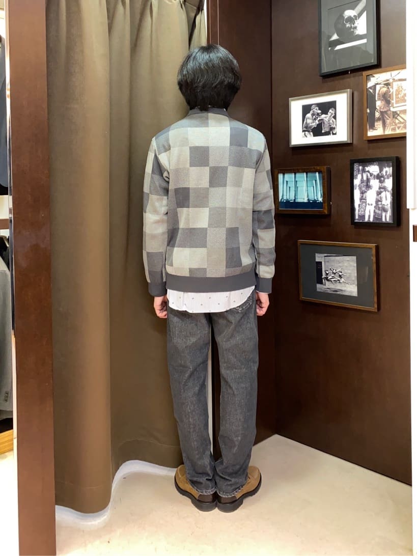 コバヤシさんの「TAKEO KIKUCHI｜【モンスターストレッチ】日本製 ウォッシュド デニムパンツ」を使ったコーディネート
