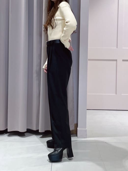 maiさんの「ESPERANZA｜【ラク盛り／ショートブーツ】リピーター続出／脚長美脚　厚底レースアップブーツ」を使ったコーディネート