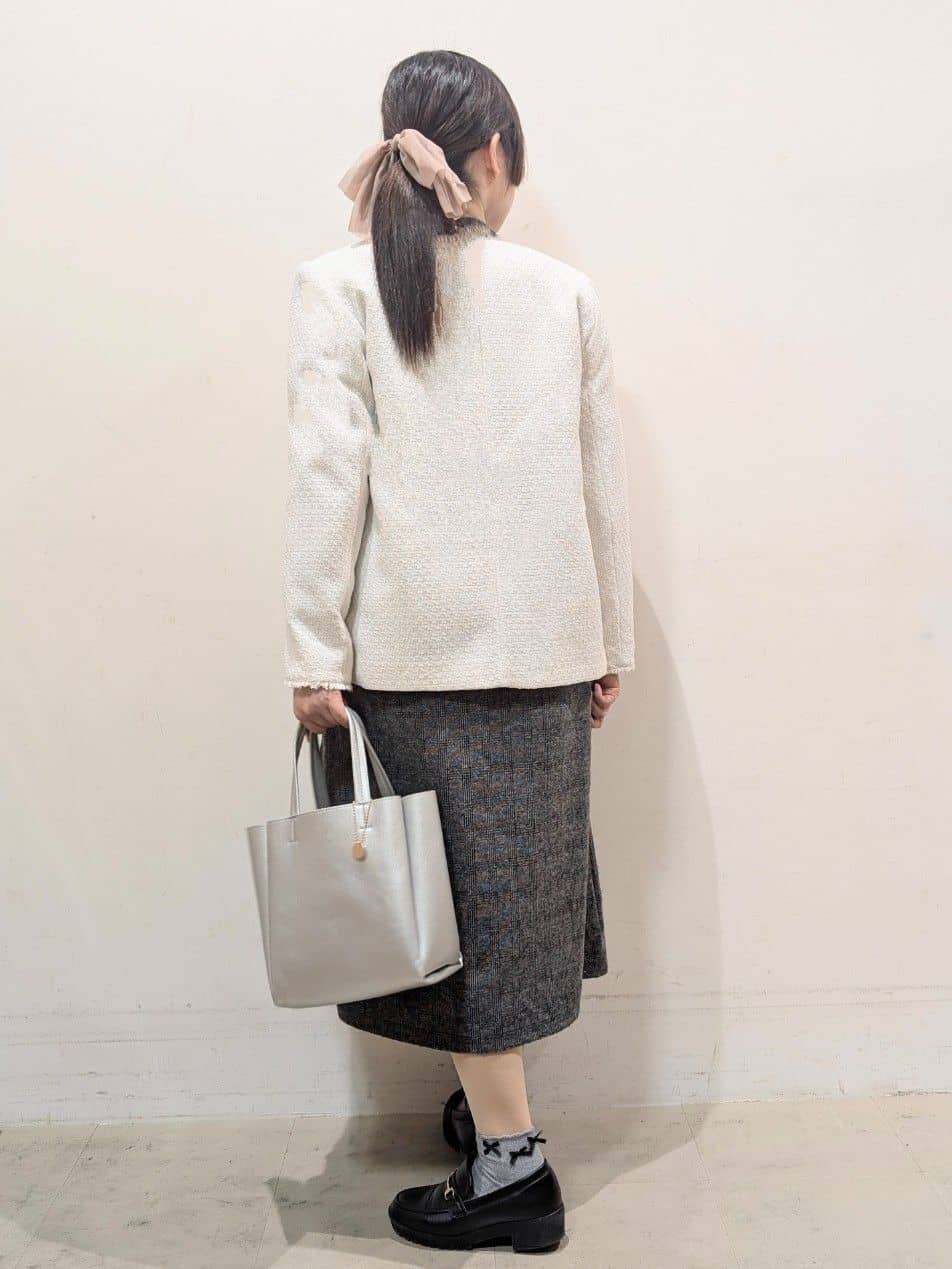 たぼく。さんの「SHOO･LA･RUE｜◆【S-3L/セレモニーからデイリーまで】フリンジツイードジャケット」を使ったコーディネート