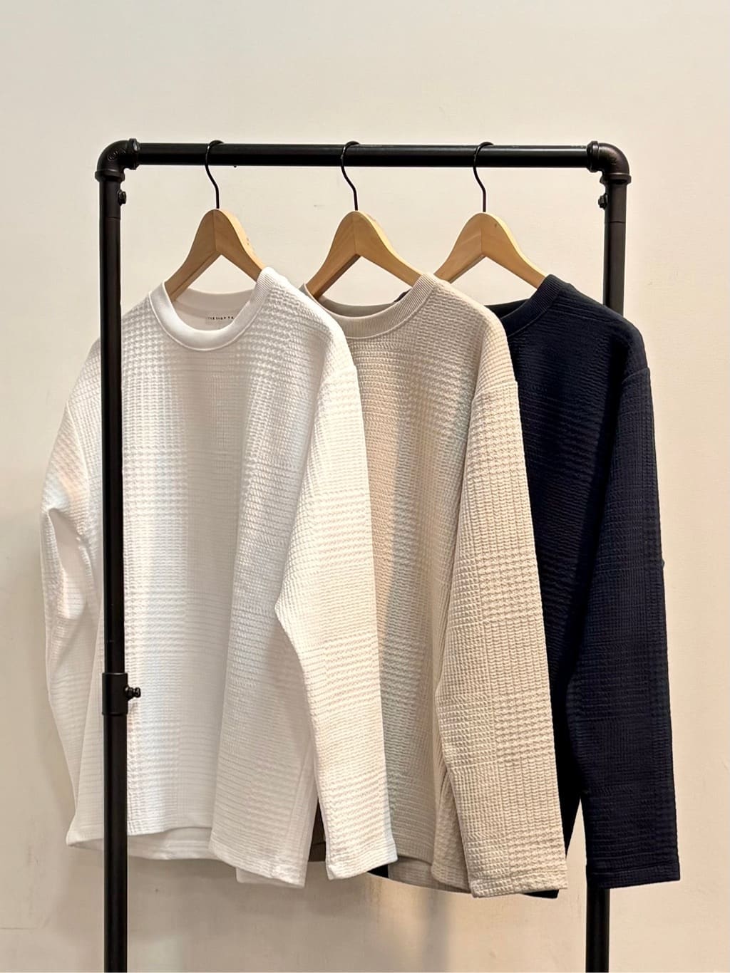 Pーyamaさんの「THE SHOP TK｜サフィアーノミニサコッシュ」を使ったコーディネート