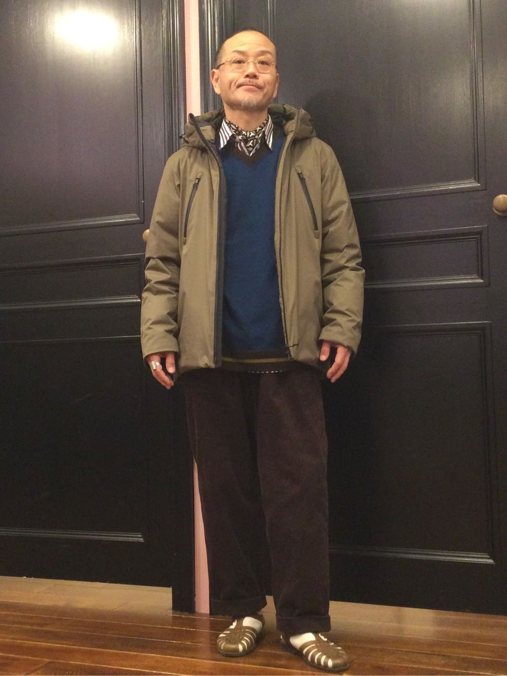 torigoeさんの「DRESSTERIOR｜オーバーラップサークルシルクスカーフ」を使ったコーディネート