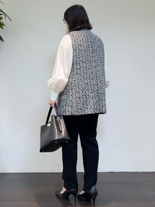 Asamiさんの「UNTITLED｜◆【通勤スーツ】タックテーパードパンツ」を使ったコーディネート