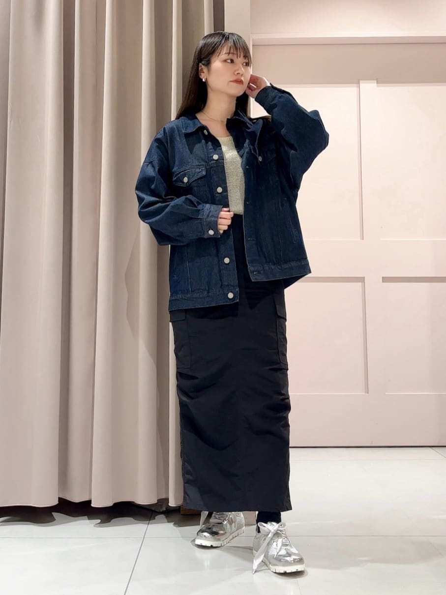RINAさんの「ESPERANZA｜サテンリボン2WAYスニーカー」を使ったコーディネート