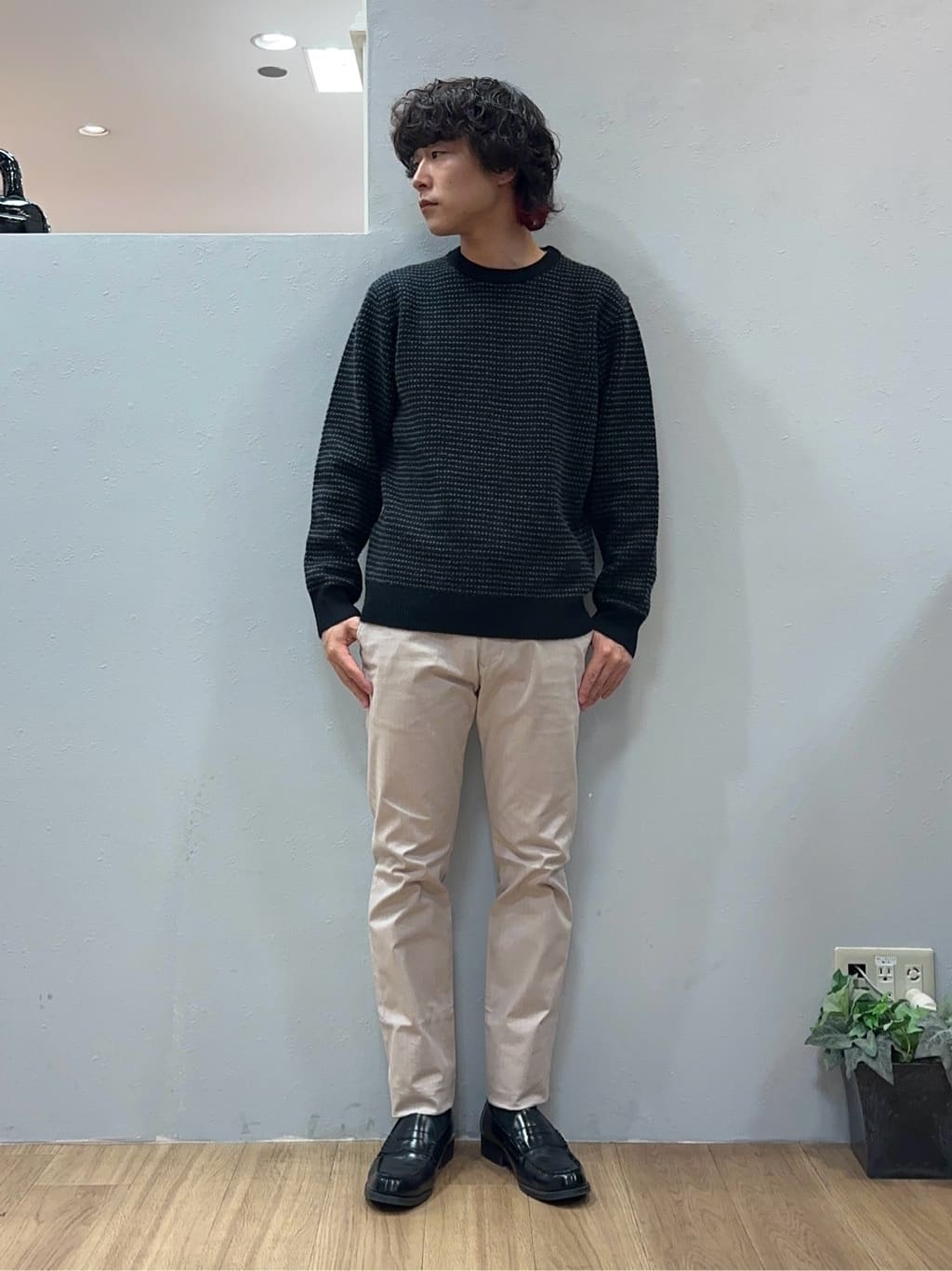 Uさんの「TAKEO KIKUCHI｜【全7サイズ&times;8色展開！】トップマルチヘリンボン パンツ」を使ったコーディネート