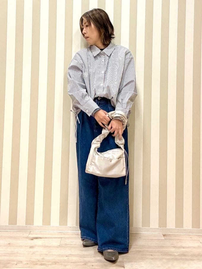 pieceさんの「SHOO･LA･RUE｜◆ストレッチアーモンドトゥパンプス」を使ったコーディネート