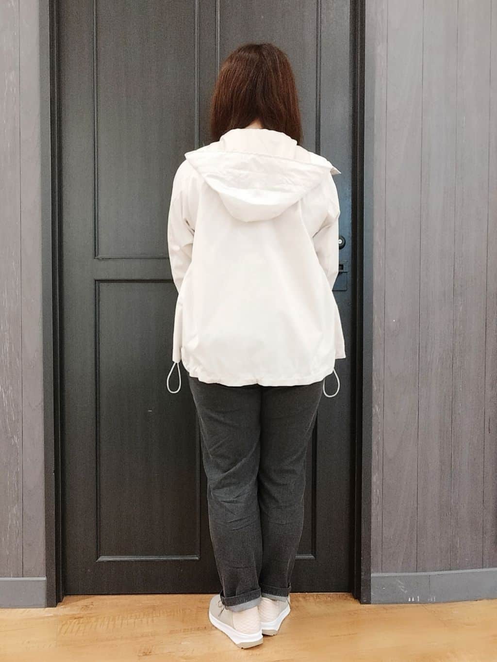 mさんの「SHOO･LA･RUE｜◆【洗える/SS-3L/美脚シルエット】アクティブ派のデニム イージーテーパードパンツ」を使ったコーディネート