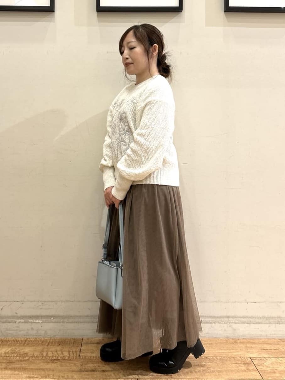 kanaさんの「SHOO･LA･RUE｜◆【セレモニーからデイリーまで】女性らしさあふれる チュールスカート」を使ったコーディネート