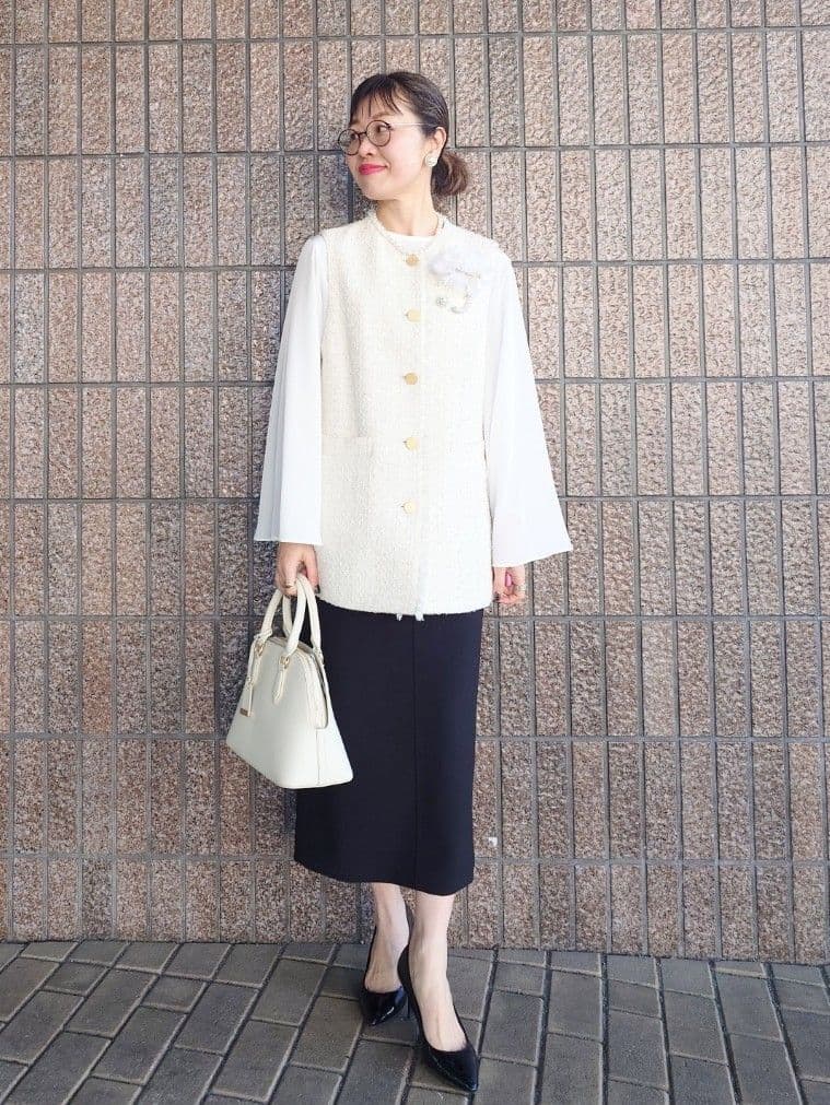 MUTSUKOさんの「UNTITLED｜◆フレアスリーブブラウス」を使ったコーディネート