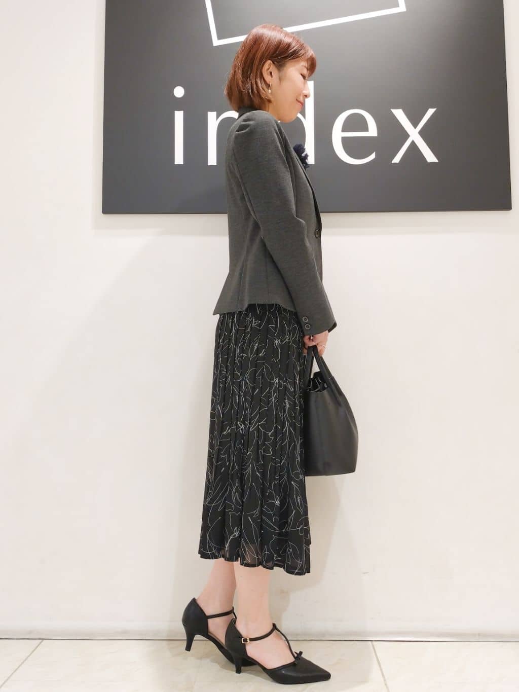 n.さんの「index｜◆【2WAY】フラワーパーツ合皮ミドルトートバッグ」を使ったコーディネート