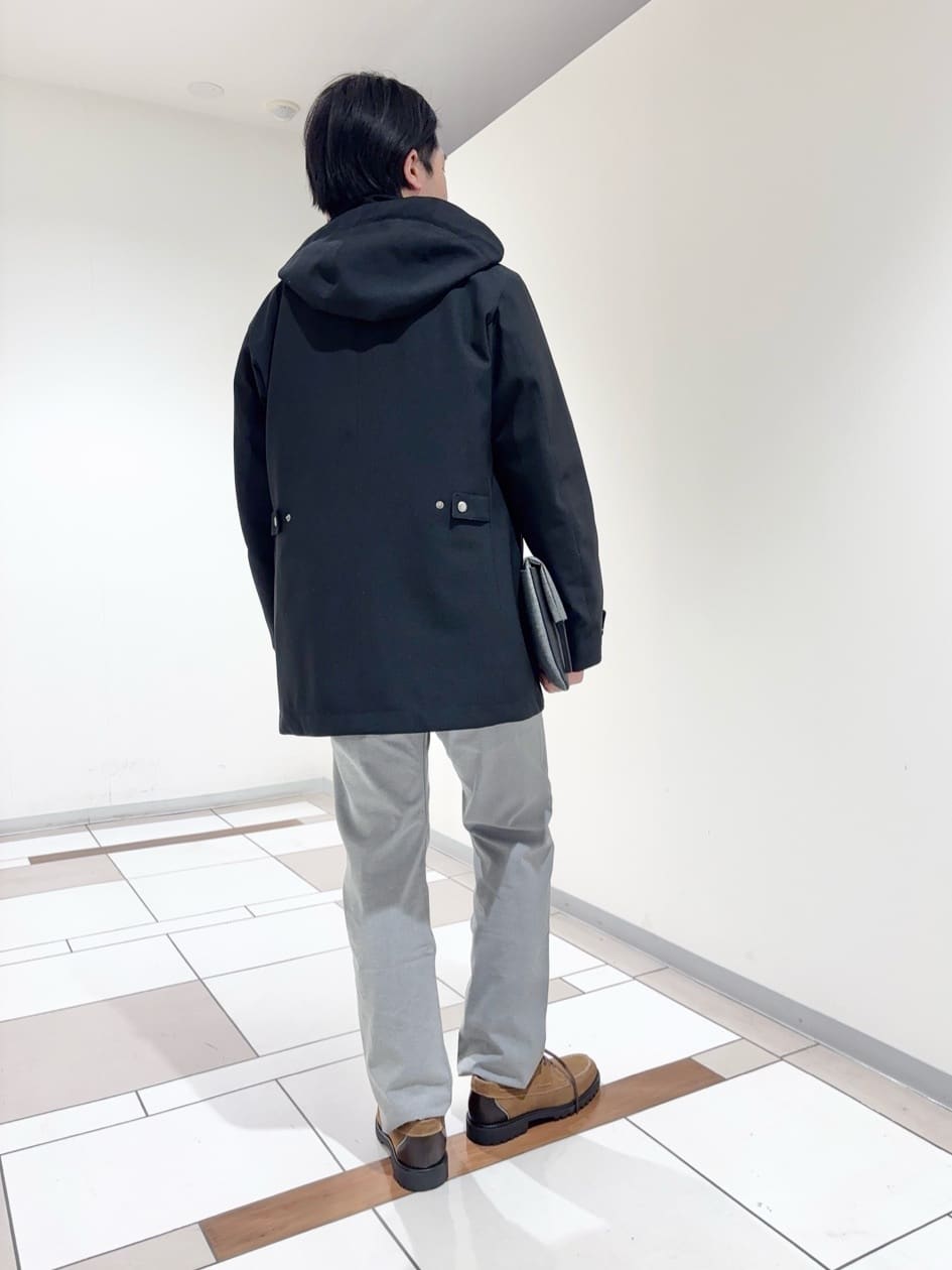 及川さんの「TAKEO KIKUCHI｜【Made in JAPAN】播州織 ストレッチ パンツ」を使ったコーディネート