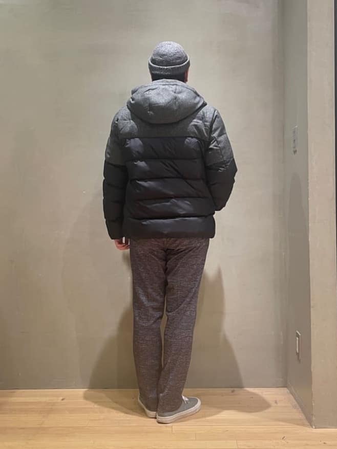 IMAIさんの「TAKEO KIKUCHI｜【ONOFF対応】TRダブルニット ストレッチパンツ」を使ったコーディネート